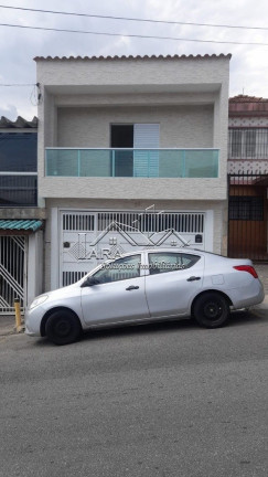 Sobrado com 4 Quartos para Alugar,  em Ponte Rasa - São Paulo
