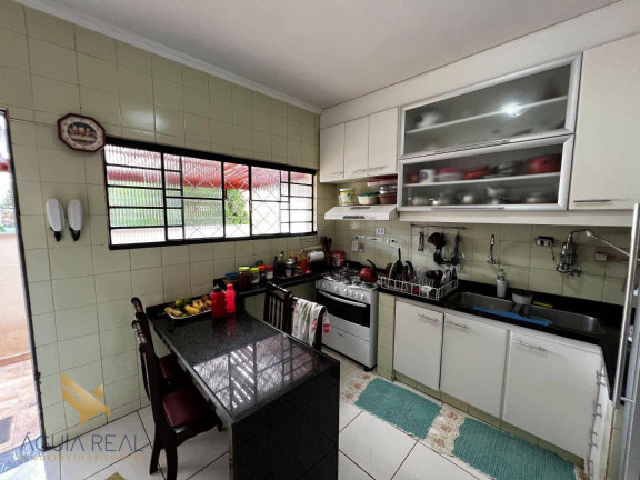 Imagem Sobrado com 4 Quartos à Venda, 259 m² em Itanhangá Park - Campo Grande