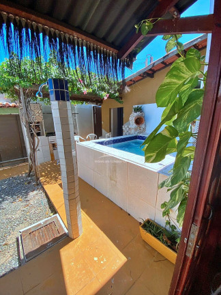 Imagem Casa com 5 Quartos à Venda, 300 m² em Porto Das Dunas - Aquiraz Imagem Casa com 5 Quartos à Venda, 300 m² em Porto Das Dunas - Aquiraz