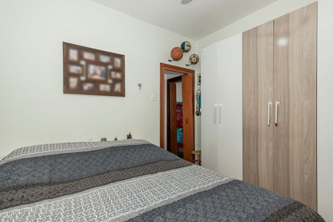 Imagem Apartamento com 2 Quartos à Venda, 71 m² em Santa Cecília - Porto Alegre