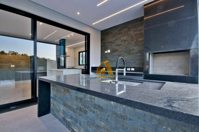 Imagem Casa com 4 Quartos à Venda, 379 m² em Alphaville - Santana De Parnaíba Imagem Casa com 4 Quartos à Venda, 379 m² em Alphaville - Santana De Parnaíba