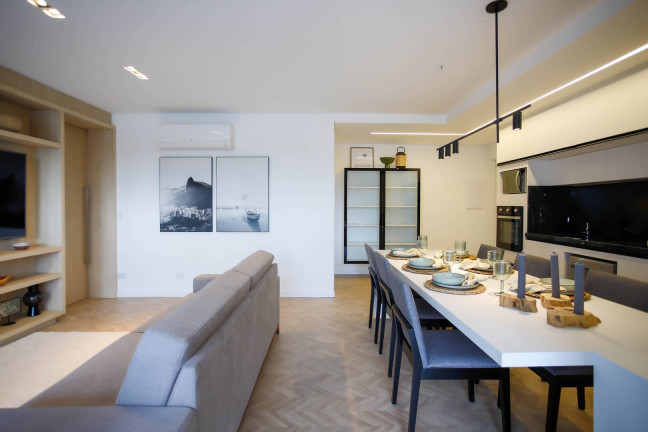 Imagem Apartamento com 2 Quartos à Venda, 71 m² em Alto Da Glória - Curitiba
