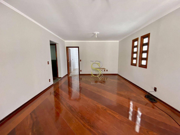 Imagem Casa com 3 Quartos à Venda, 450 m² em Vila Santista - Atibaia Imagem Casa com 3 Quartos à Venda, 450 m² em Vila Santista - Atibaia