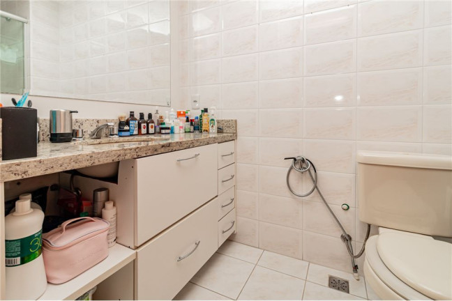 Imagem Imóvel com 2 Quartos à Venda, em Passo Da Areia - Porto Alegre Imagem Imóvel com 2 Quartos à Venda, em Passo Da Areia - Porto Alegre
