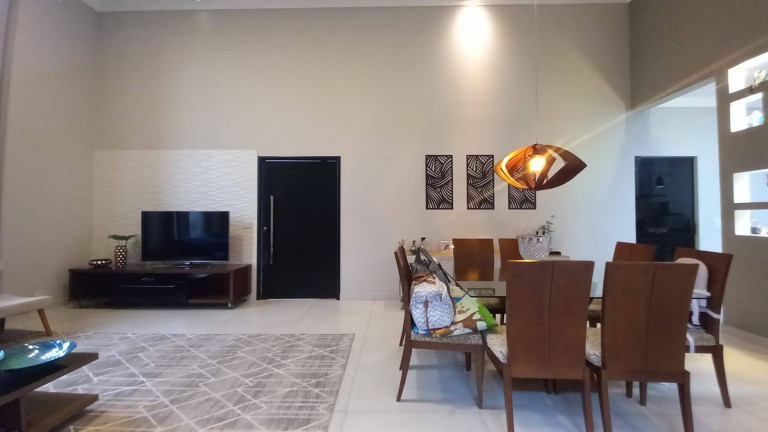 Imagem Casa com 3 Quartos à Venda, 325 m² em Residencial Ouroville - Taubaté