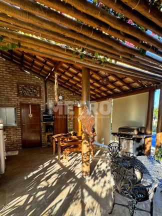 Imagem Casa com 3 Quartos à Venda, 220 m² em Estrada Da Tapera - Petrolina