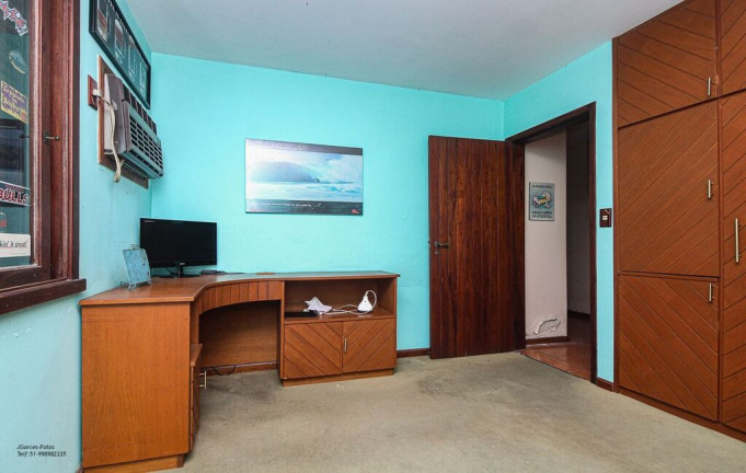 Imagem Casa com 4 Quartos à Venda, 252 m² em Jardim Isabel - Porto Alegre