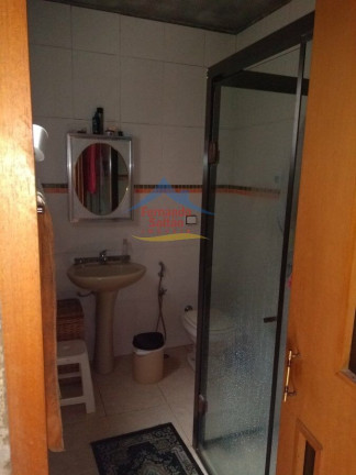 Imagem Sobrado com 3 Quartos à Venda, 220 m² em Vila Lucinda - Santo André