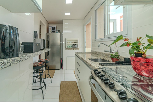 Imagem Apartamento com 2 Quartos à Venda, 74 m² em Cristo Redentor - Porto Alegre