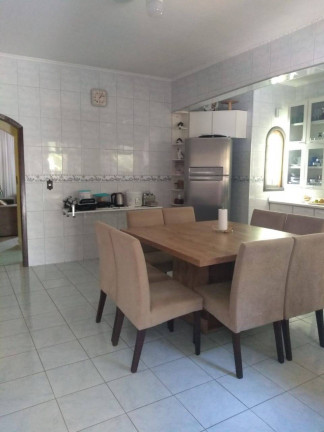 Casa com 3 Quartos à Venda, 209 m² em Centro - Boituva