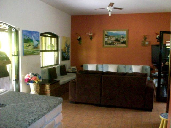 Imagem Casa com 7 Quartos à Venda, 175 m² em Itaguá - Ubatuba Imagem Casa com 7 Quartos à Venda, 175 m² em Itaguá - Ubatuba