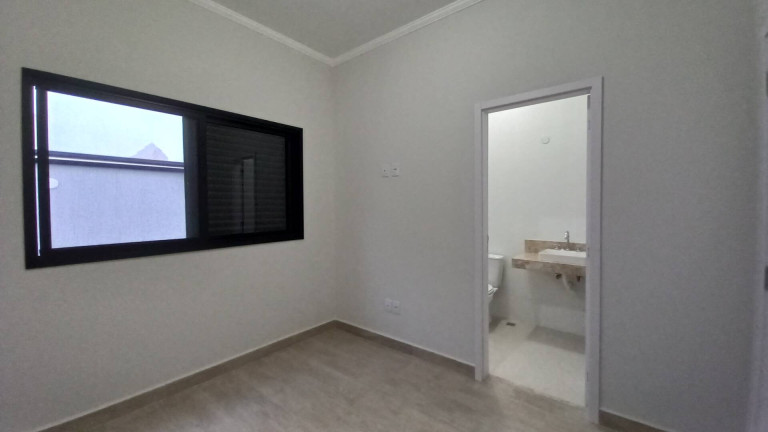Imagem Casa com 3 Quartos à Venda, 300 m² em Residencial Ouroville - Taubaté Imagem Casa com 3 Quartos à Venda, 300 m² em Residencial Ouroville - Taubaté