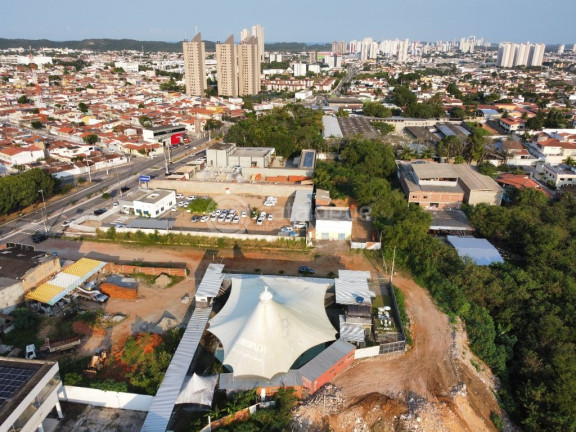 Imagem Imóvel Comercial à Venda, 2.100 m² em Candelária - Natal Imagem Imóvel Comercial à Venda, 2.100 m² em Candelária - Natal