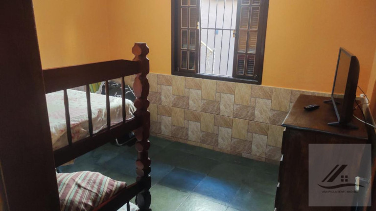 Imagem Casa com 3 Quartos à Venda, 180 m²