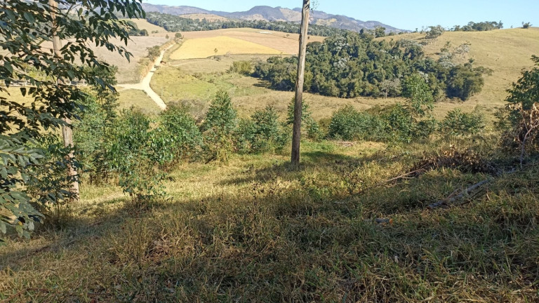 Chácara com 2 Quartos à Venda, 100 m² em Centro - Paraibuna