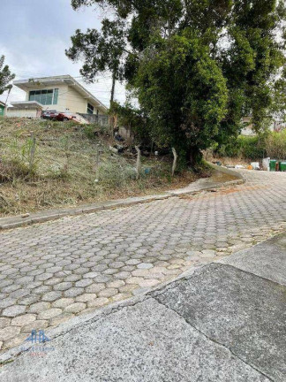 Imagem Terreno à Venda, 650 m² em Trindade - Florianópolis Imagem Terreno à Venda, 650 m² em Trindade - Florianópolis