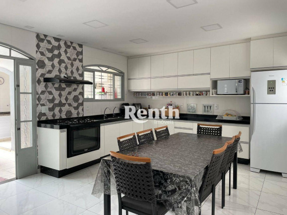 Imagem Casa com 3 Quartos à Venda, 180 m² em Santana - Rio Claro Imagem Casa com 3 Quartos à Venda, 180 m² em Santana - Rio Claro