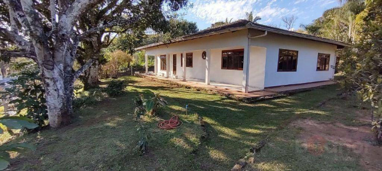 Imagem Casa com 3 Quartos para Alugar, 209 m² em Badenfurt - Blumenau Imagem Casa com 3 Quartos para Alugar, 209 m² em Badenfurt - Blumenau