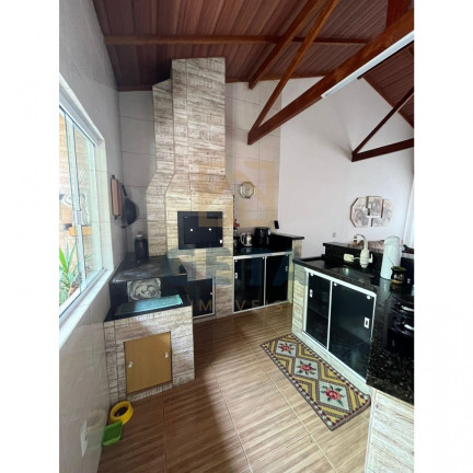 Imagem Casa com 4 Quartos à Venda, 227 m² em Santa Regina - Camboriú Imagem Casa com 4 Quartos à Venda, 227 m² em Santa Regina - Camboriú