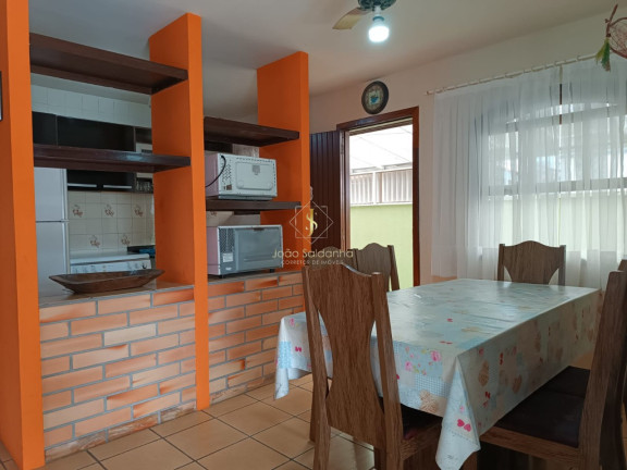 Imagem Casa com 3 Quartos para Temporada, em Brejatuba - Guaratuba Imagem Casa com 3 Quartos para Temporada, em Brejatuba - Guaratuba