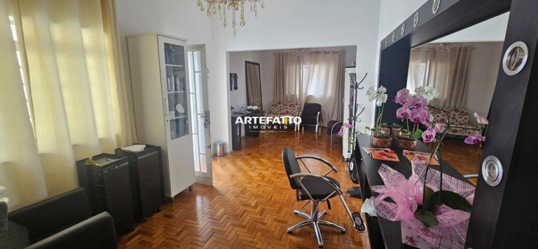 Casa com 2 Quartos à Venda, 150 m² em Centro - Franca