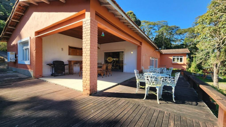 Imagem Casa com 5 Quartos à Venda, 550 m² em Cruzeiro - Teresópolis