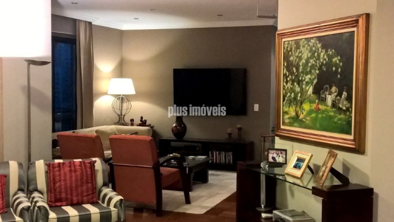 Imagem Apartamento com 3 Quartos à Venda, 205 m² em Vila Nova Conceição - São Paulo