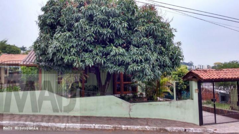 Imagem Casa com 3 Quartos à Venda, 144 m² em Canudos - Novo Hamburgo