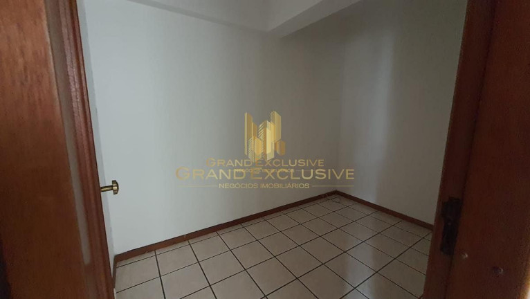 Imagem Apartamento com 3 Quartos à Venda, 230 m² em Centro - Balneário Camboriú
