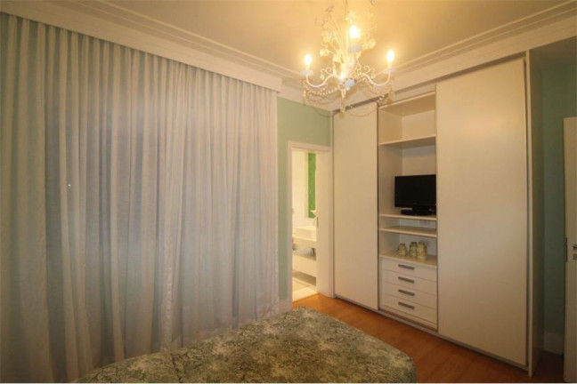 Imagem Casa com 8 Quartos à Venda, 1.362 m² em Chácaras Alpina - Valinhos Imagem Casa com 8 Quartos à Venda, 1.362 m² em Chácaras Alpina - Valinhos