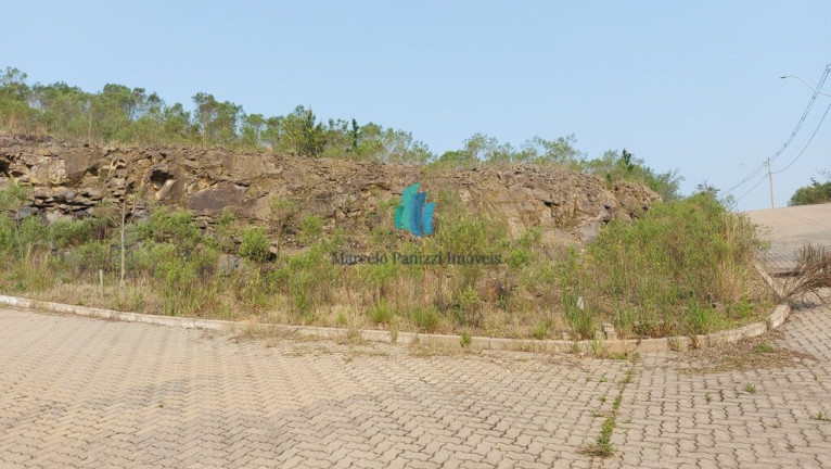 Imagem Terreno à Venda, 375 m² em Barracão - Bento Gonçalves Imagem Terreno à Venda, 375 m² em Barracão - Bento Gonçalves