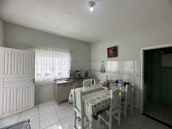 Imagem Casa com 6 Quartos à Venda, 200 m² em Centro - Balneário Barra Do Sul