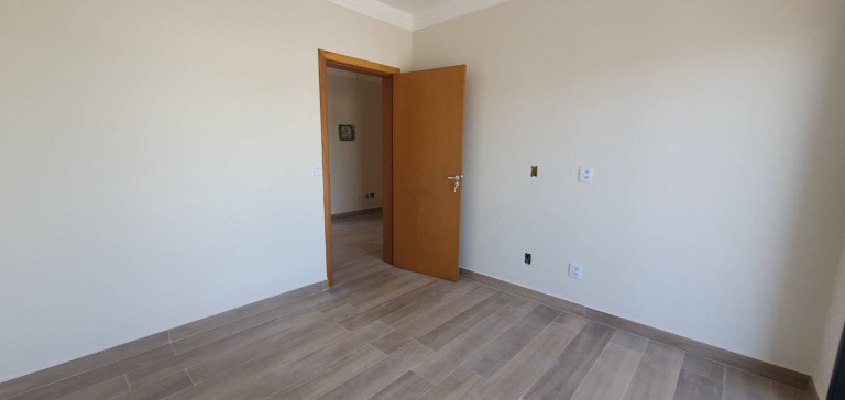 Imagem Casa de Condomínio com 3 Quartos à Venda, 194 m² em Cajuru Do Sul - Sorocaba