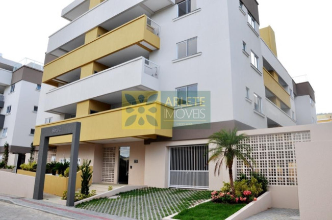 Apartamento com 2 Quartos à Venda, 63 m² em Bombas - Bombinhas