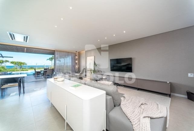 Imagem Casa à Venda, 458 m² em Praia Do Estaleiro - Balneario Camboriu