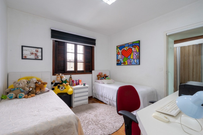 Imagem Casa com 3 Quartos à Venda, 130 m² em Vila Marari - São Paulo