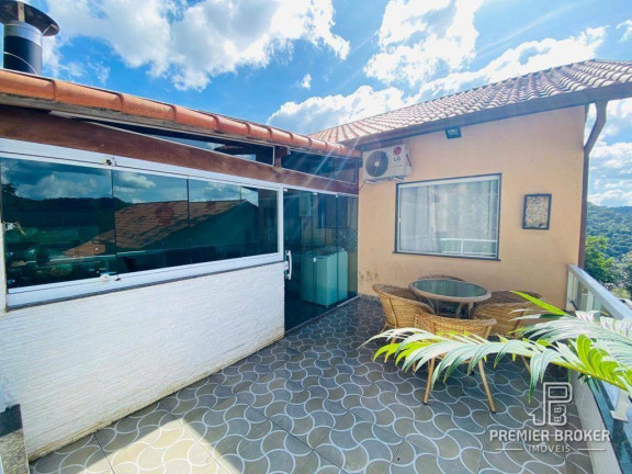 Casa com 2 Quartos à Venda, 72 m² em Cascata Do Imbuí - Teresópolis