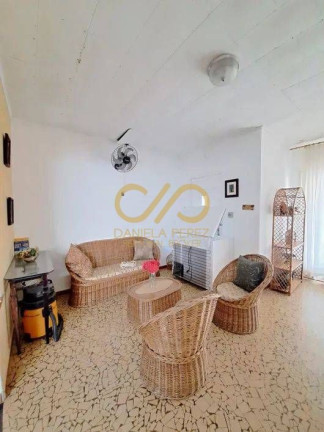 Imagem Casa com 3 Quartos à Venda, 220 m² em Solemar - Praia Grande Imagem Casa com 3 Quartos à Venda, 220 m² em Solemar - Praia Grande