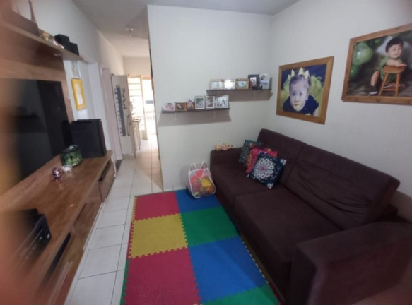 Imagem Casa com 2 Quartos à Venda, 107 m² em Guaratinguetá