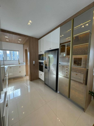 Imagem Apartamento com 3 Quartos à Venda, 123 m² em Centro - Balneário Camboriú Imagem Apartamento com 3 Quartos à Venda, 123 m² em Centro - Balneário Camboriú
