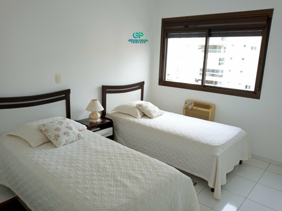 Imagem Apartamento com 3 Quartos à Venda, 120 m² em Pitangueiras - Guarujá