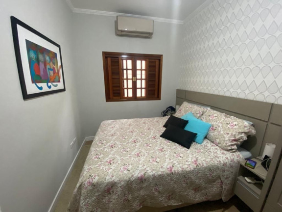 Imagem Casa com 3 Quartos à Venda, 140 m² em Villa Branca - Jacareí
