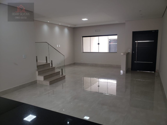 Imagem Casa com 3 Quartos à Venda, 210 m² em Jardim Jacyra - Americana