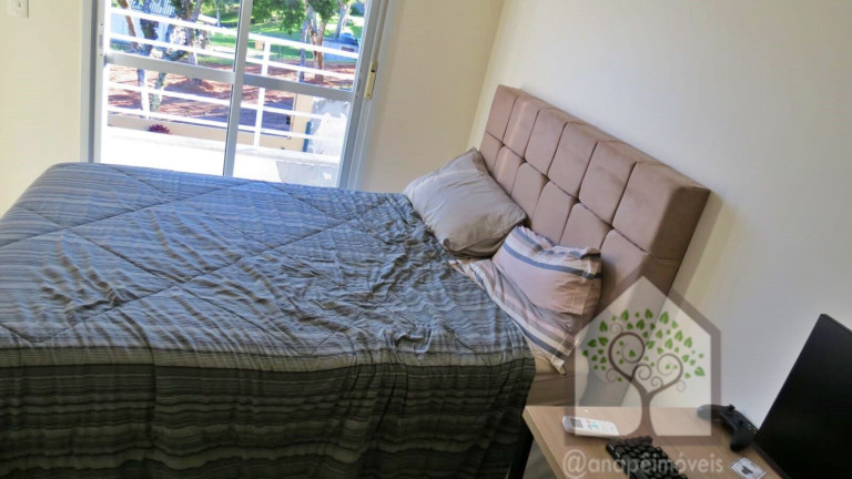 Imagem Casa com 3 Quartos à Venda, 205 m² em Sambaqui - Florianópolis Imagem Casa com 3 Quartos à Venda, 205 m² em Sambaqui - Florianópolis