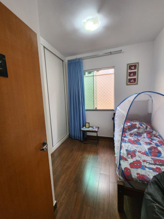 Imagem Casa com 3 Quartos à Venda, 150 m² em Cabral - Contagem