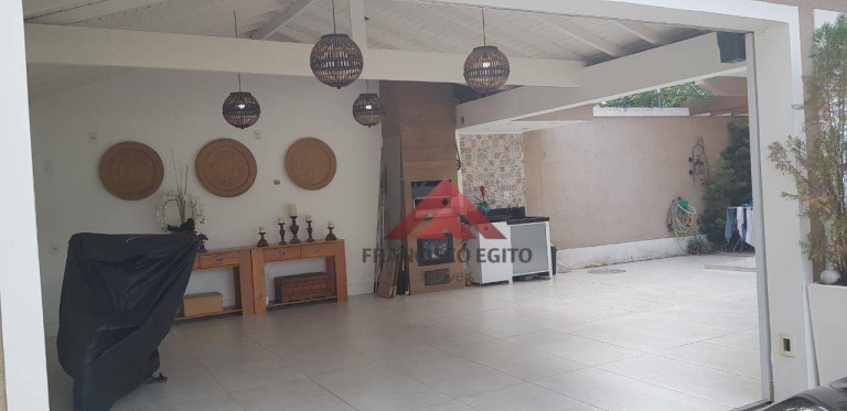 Imagem Casa com 3 Quartos à Venda, 200 m² em Barro Vermelho - São Gonçalo Imagem Casa com 3 Quartos à Venda, 200 m² em Barro Vermelho - São Gonçalo