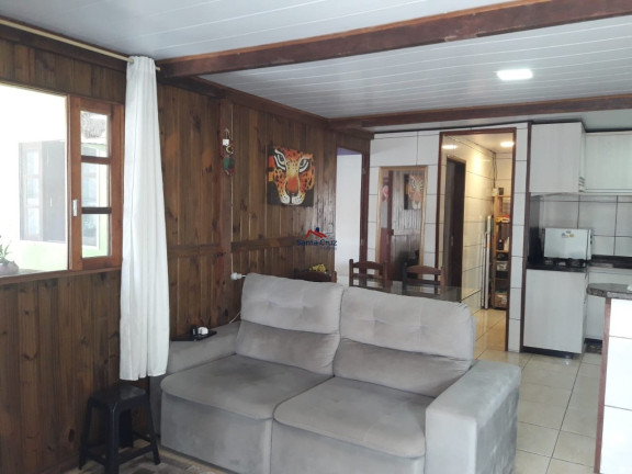 Imagem Casa com 3 Quartos à Venda, 189 m² em São João Do Rio Vermelho - Florianópolis