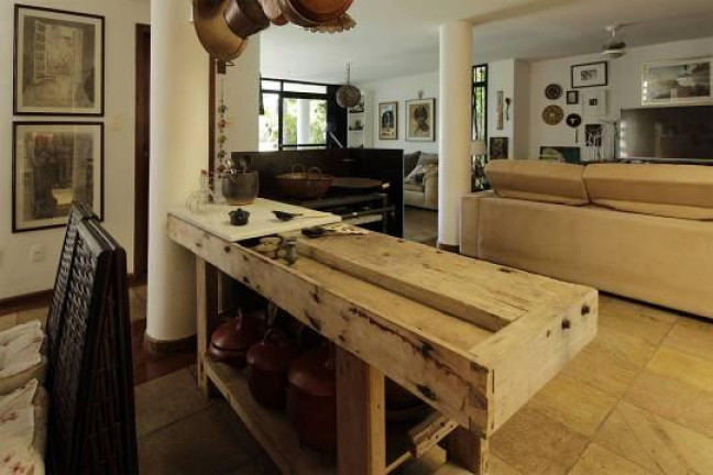 Imagem Casa com 5 Quartos à Venda, 200 m² em Vilas Do Atlântico - Lauro De Freitas Imagem Casa com 5 Quartos à Venda, 200 m² em Vilas Do Atlântico - Lauro De Freitas