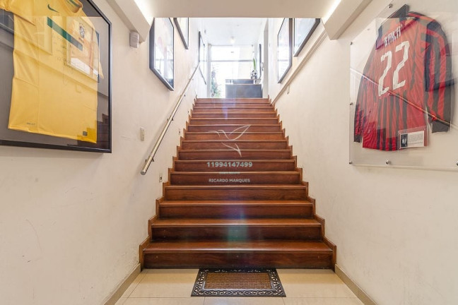 Imagem Casa com 5 Quartos à Venda, 398 m² em Pacaembu - São Paulo Imagem Casa com 5 Quartos à Venda, 398 m² em Pacaembu - São Paulo
