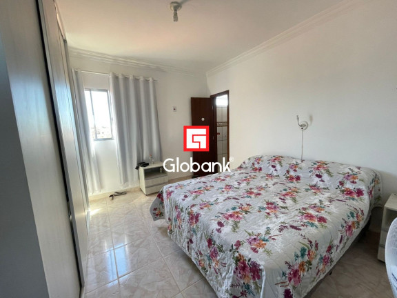 Imagem Casa com 5 Quartos para Alugar, em Centro - Montes Claros Imagem Casa com 5 Quartos para Alugar, em Centro - Montes Claros